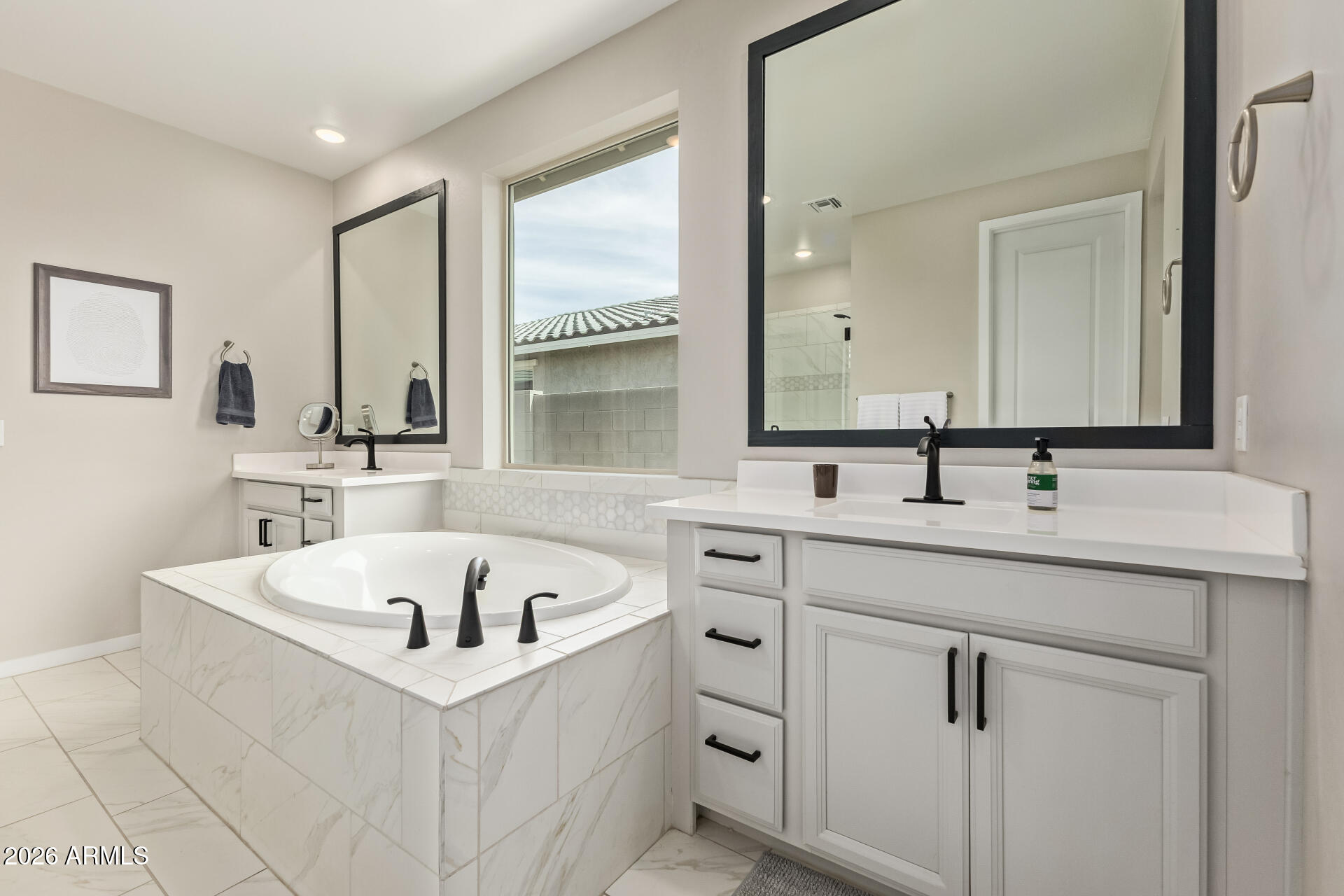 14041 West Monte Vista Road Goodyear, AZ 85395 - Photo 22 of 38