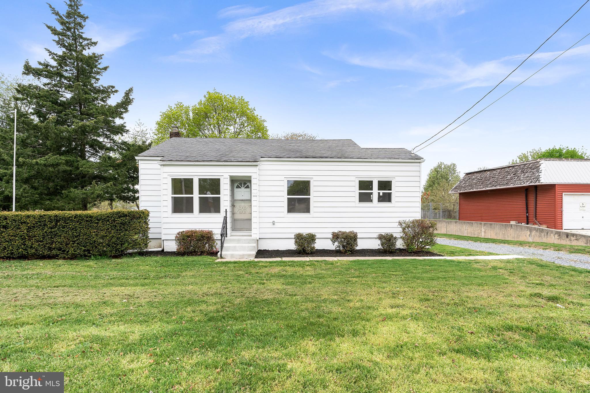 555 Williamstown Road Sicklerville, NJ 08081 - Photo 2 of 23 Gallery Image 2