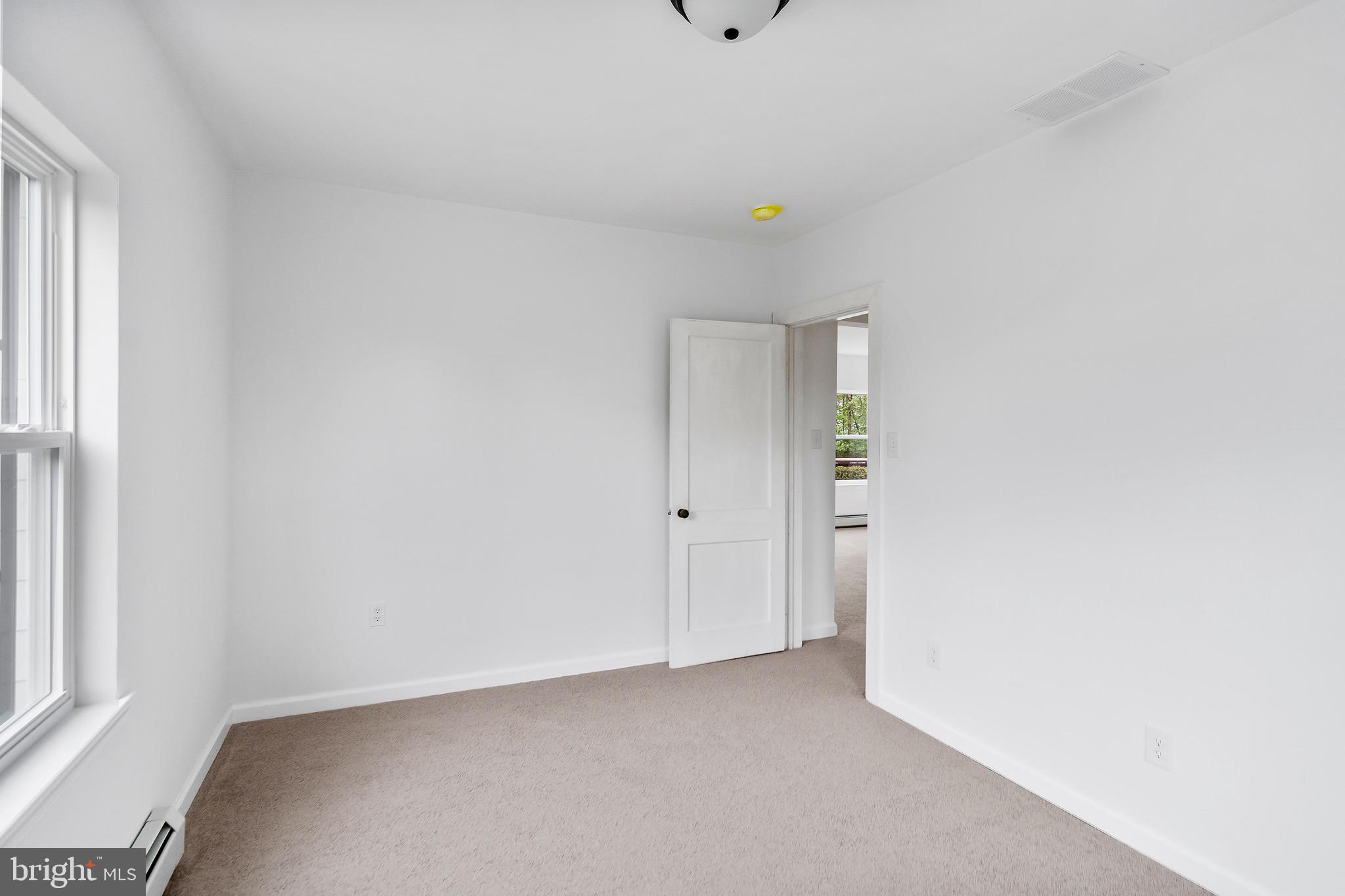 555 Williamstown Road Sicklerville, NJ 08081 - Photo 16 of 23 Gallery Image 16
