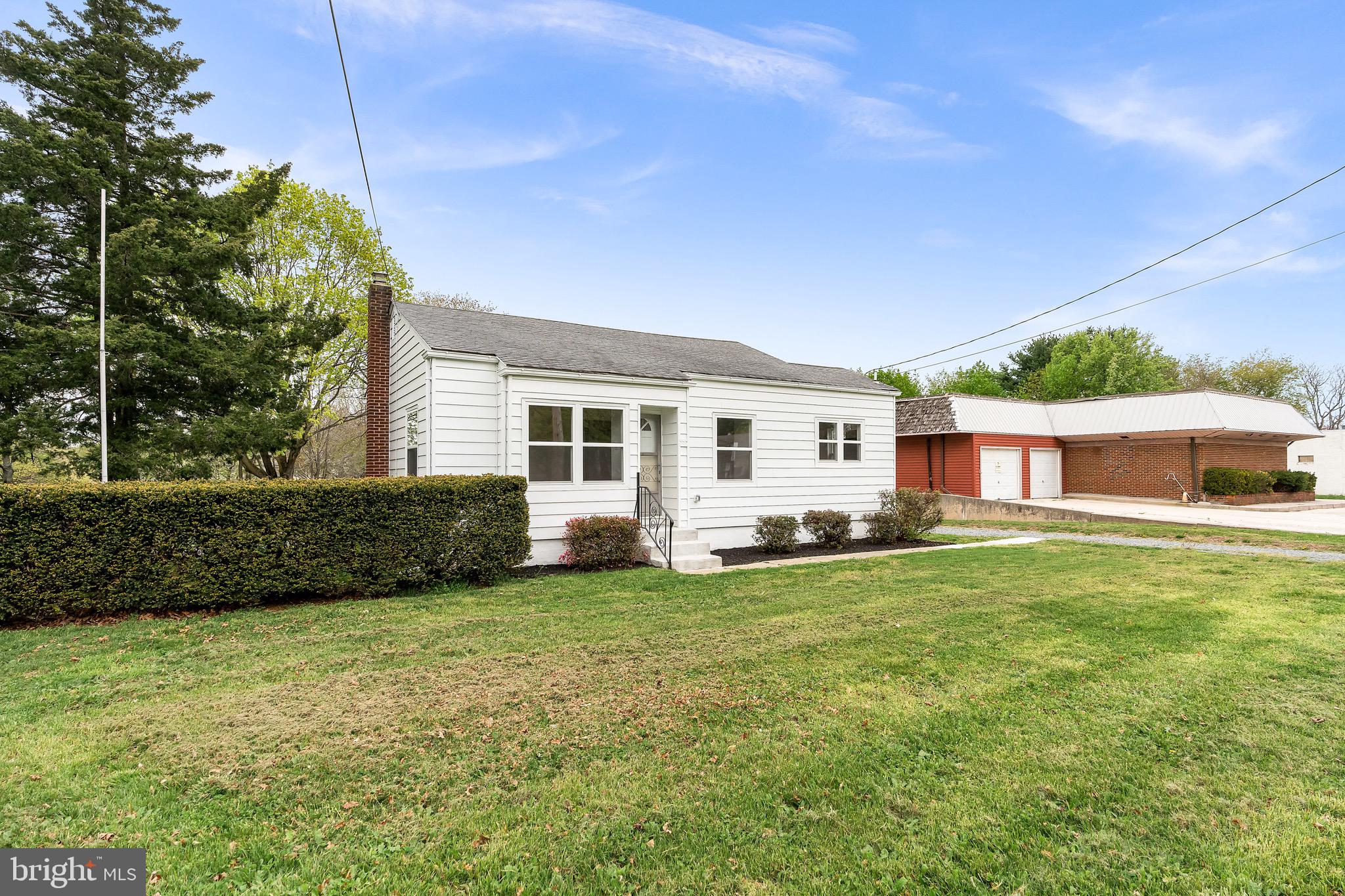 555 Williamstown Road Sicklerville, NJ 08081 - Photo 3 of 23 Gallery Image 3