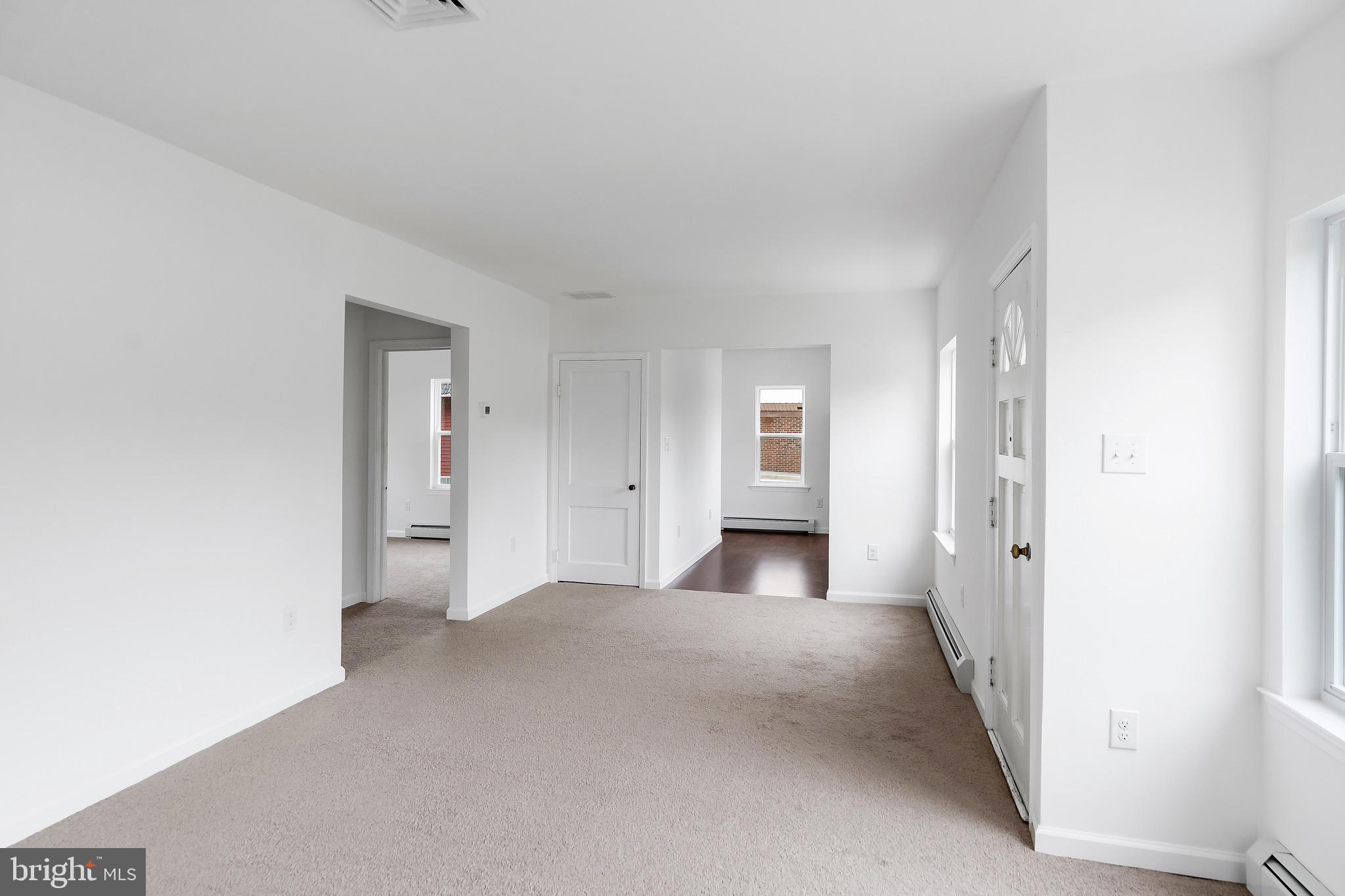 555 Williamstown Road Sicklerville, NJ 08081 - Photo 5 of 23 Gallery Image 5