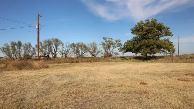 $675,000 | 300 County Road 232, Rotan, TX 79546