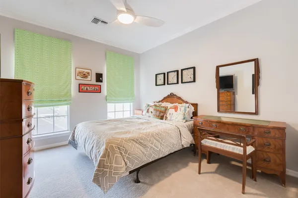 $3,950 | 1504 West 23rd Street, Unit B, Houston, TX 77008