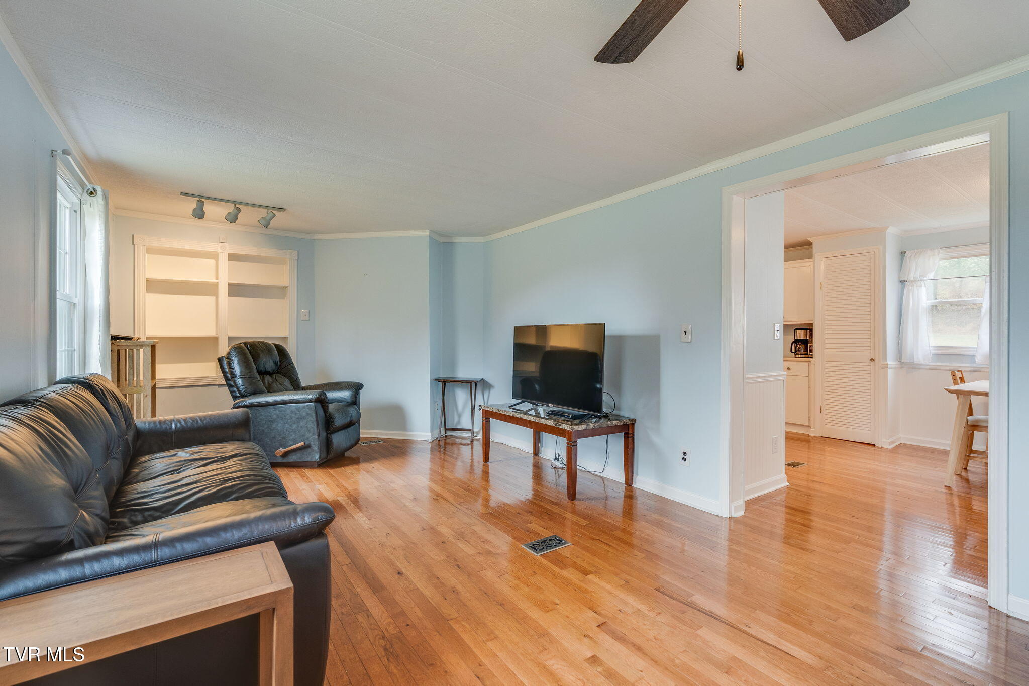 367 Adams Chapel Road Blountville, TN 37617 - Photo 17 of 41 014