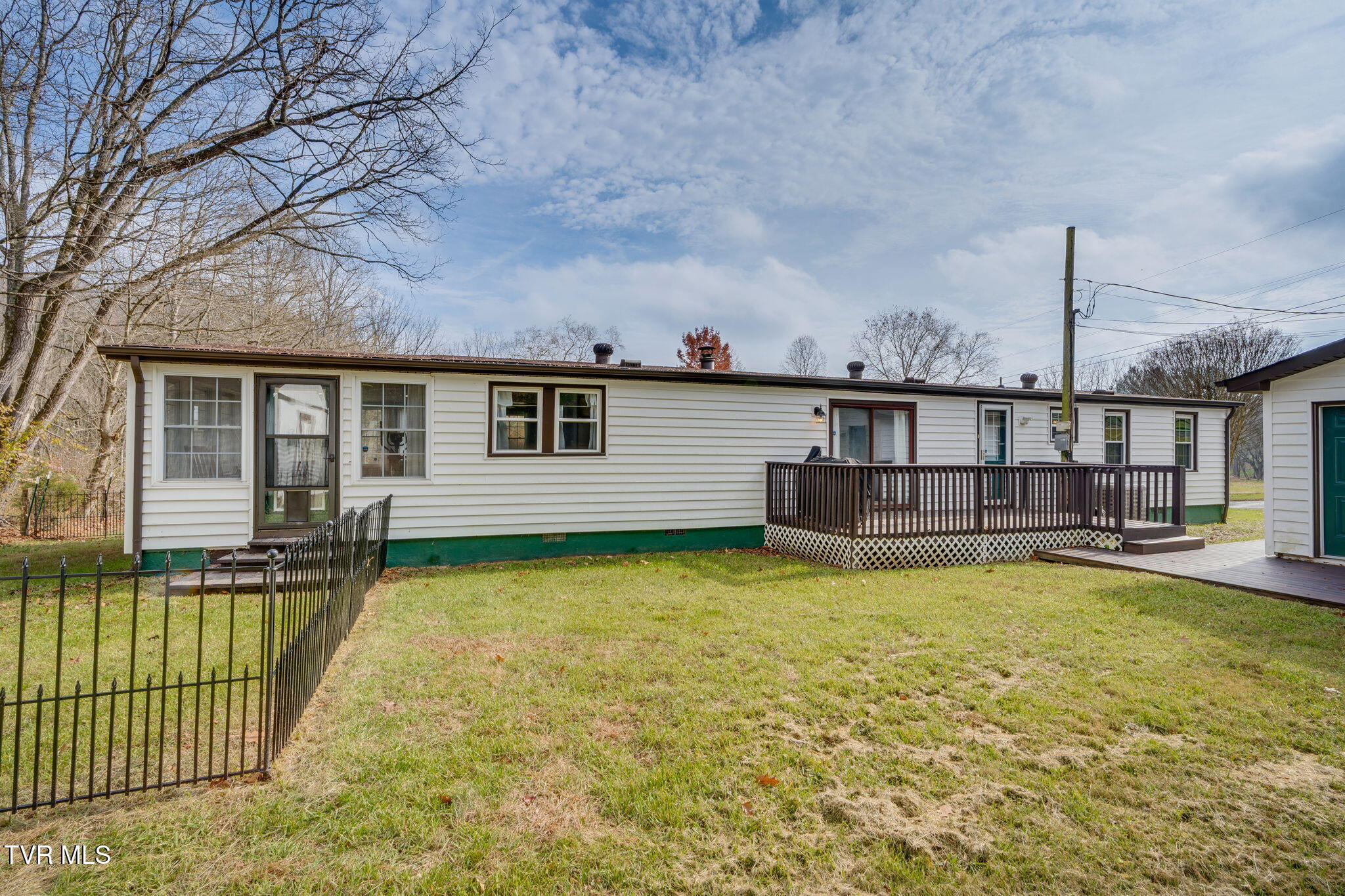 367 Adams Chapel Road Blountville, TN 37617 - Photo 32 of 41 031