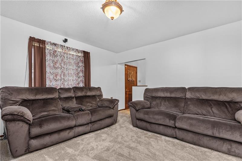 104 Buss Road Aliquippa, PA 15001 - Photo 6 of 26 Gallery Image 6