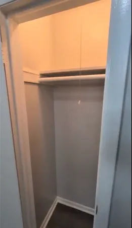 $119,900 | 1110 18th Street, Unit GE, Broadview, IL 60155