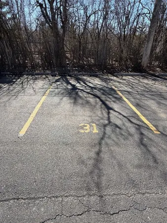 $119,900 | 1110 18th Street, Unit GE, Broadview, IL 60155