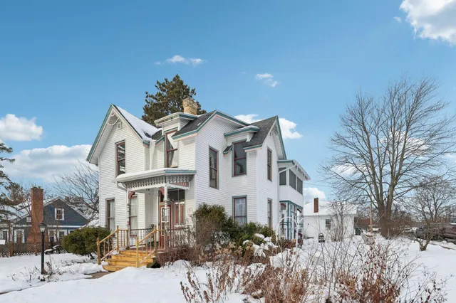 $379,900 | 733 5th Street, Baraboo, WI 53913