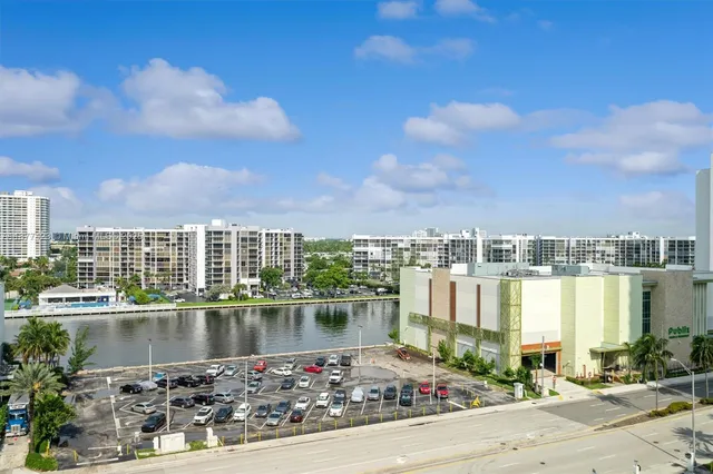 $6,000 | 3505 South Ocean Drive, Unit 901, Hollywood, FL 33019