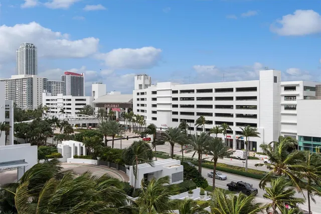 $6,000 | 3505 South Ocean Drive, Unit 901, Hollywood, FL 33019