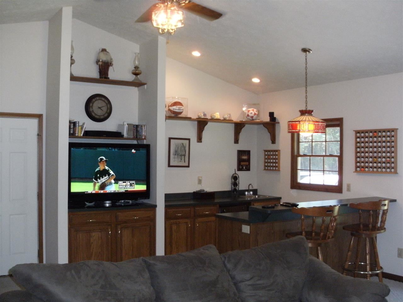 4439 South Harrell Road Bloomington, IN 47401 - Photo 13 of 27 Gallery Image 13