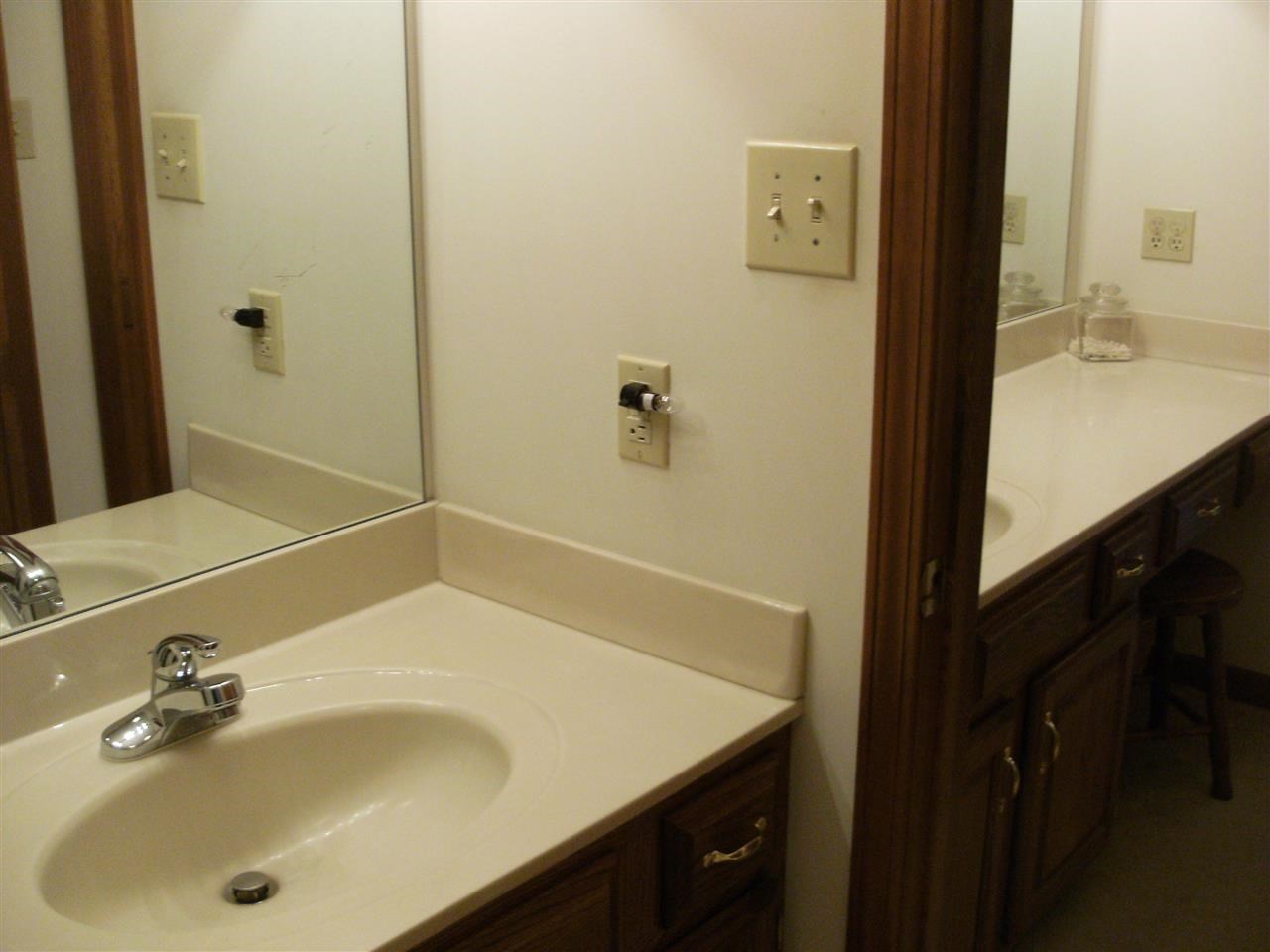 4439 South Harrell Road Bloomington, IN 47401 - Photo 24 of 27 Gallery Image 24