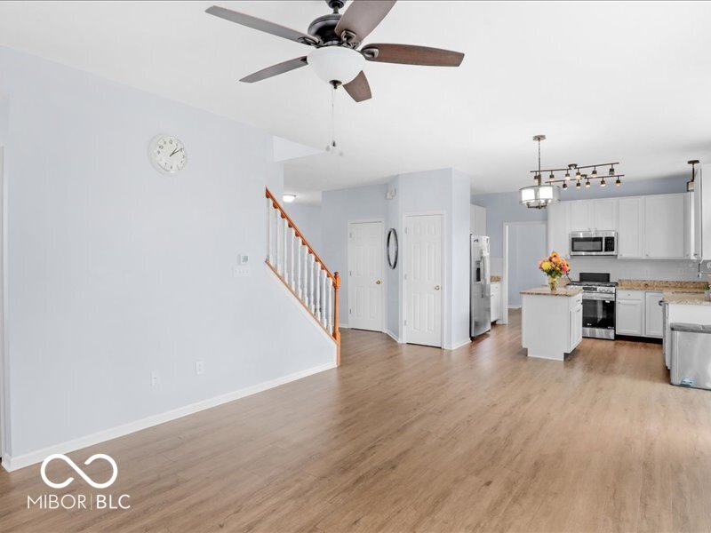 10165 Bootham Close Fishers, IN 46038 - Photo 14 of 51