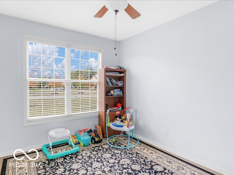 10165 Bootham Close Fishers, IN 46038 - Photo 18 of 51