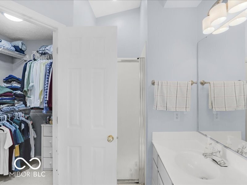 10165 Bootham Close Fishers, IN 46038 - Photo 39 of 51