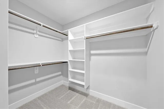 $400,000 | 4015 Northeast Sagamore Drive, Lee's Summit, MO 64064