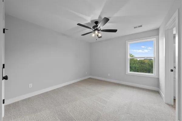 $400,000 | 4015 Northeast Sagamore Drive, Lee's Summit, MO 64064