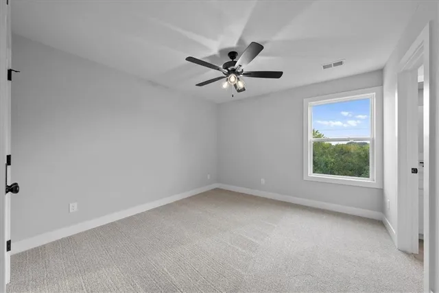 $400,000 | 4015 Northeast Sagamore Drive, Lee's Summit, MO 64064