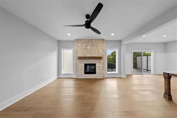 $400,000 | 4015 Northeast Sagamore Drive, Lee's Summit, MO 64064