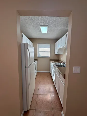 $1,400 | 958 Louisiana Avenue, Sebastian, FL 32958