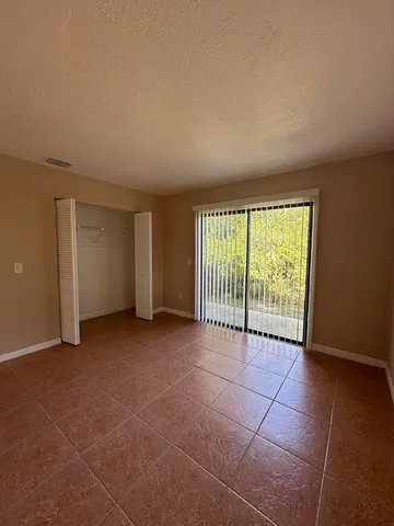 $1,400 | 958 Louisiana Avenue, Sebastian, FL 32958