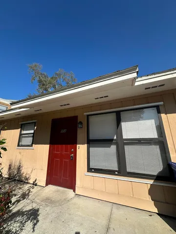 $1,400 | 958 Louisiana Avenue, Sebastian, FL 32958