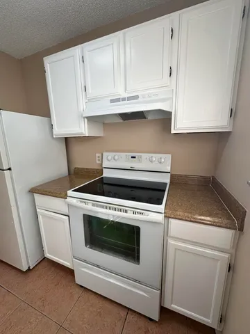 $1,400 | 958 Louisiana Avenue, Sebastian, FL 32958