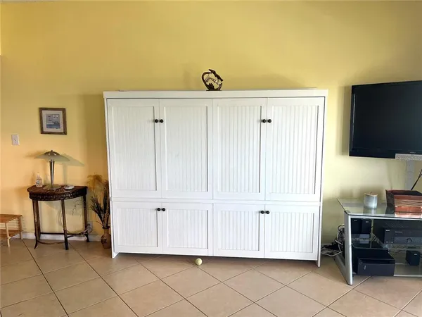 $1,995 | 880 Mandalay Avenue, Unit N902, Clearwater, FL 33767