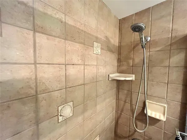 $1,995 | 880 Mandalay Avenue, Unit N902, Clearwater, FL 33767