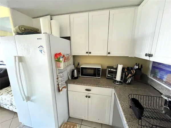 $1,995 | 880 Mandalay Avenue, Unit N902, Clearwater, FL 33767