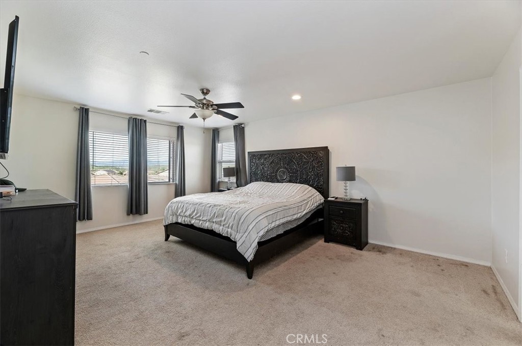 335 Pinnacle Street Perris, CA 92570 - Photo 27 of 52