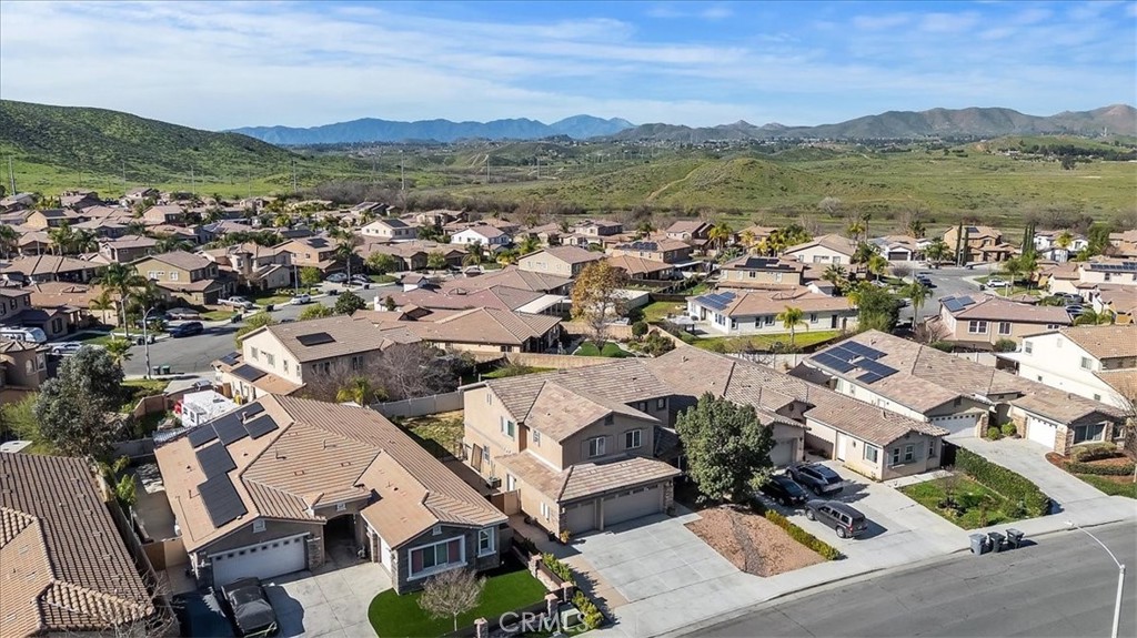 335 Pinnacle Street Perris, CA 92570 - Photo 48 of 52