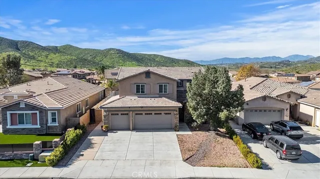 $620,000 | 335 Pinnacle Street, Perris, CA 92570