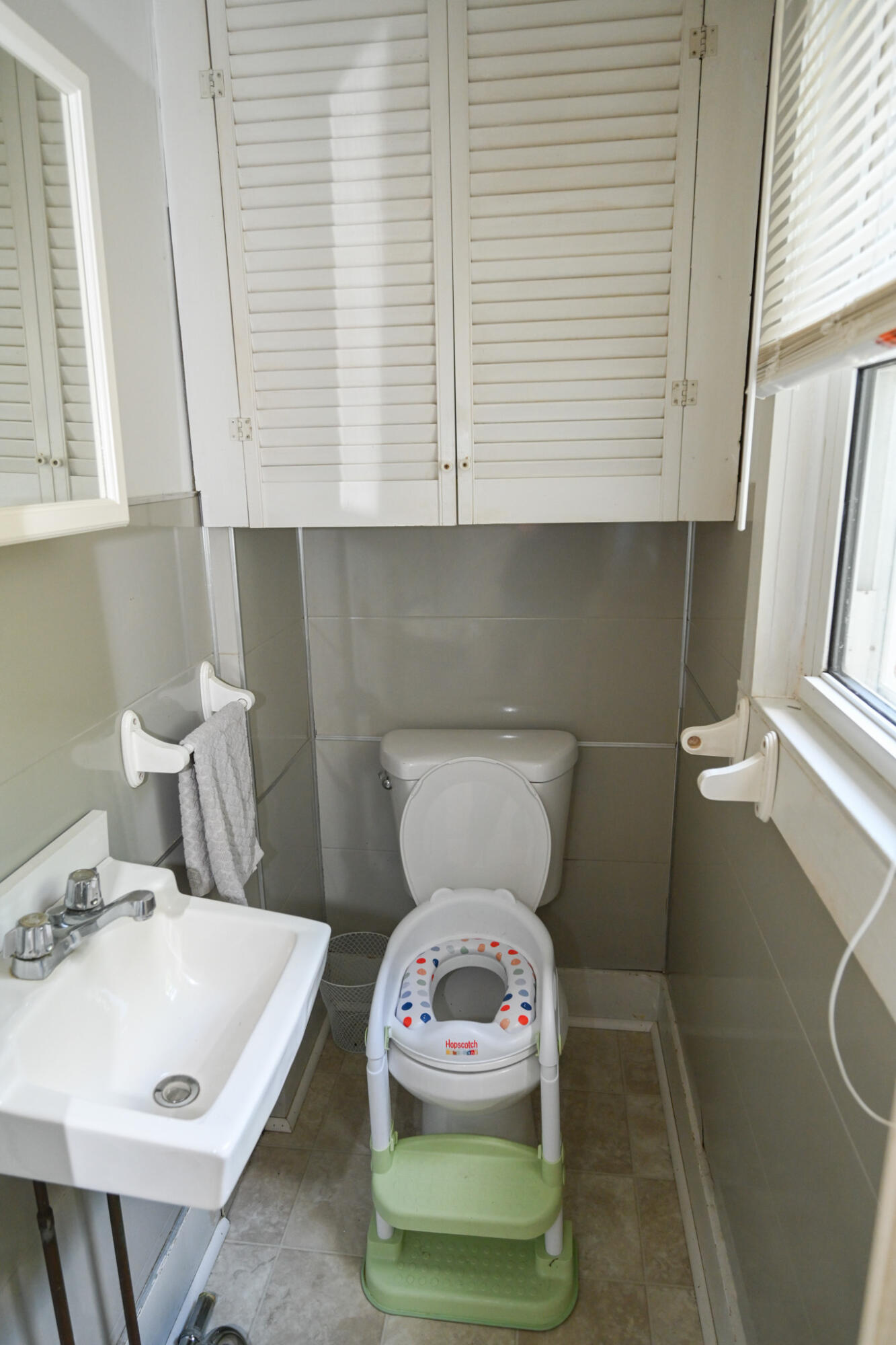 420 Main Road South Hampden, ME 04444 - Photo 13 of 20 1st Fl Half Bath