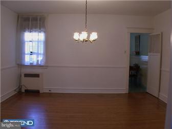 7443 Sommers Road Philadelphia, PA 19138 - Photo 4 of 12 Dining Room