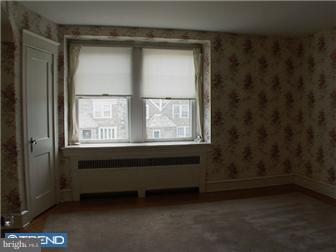 7443 Sommers Road Philadelphia, PA 19138 - Photo 7 of 12 Bedroom - Main
