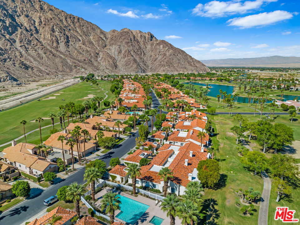 55090 Riviera La Quinta, CA 92253 - Photo 8 of 38