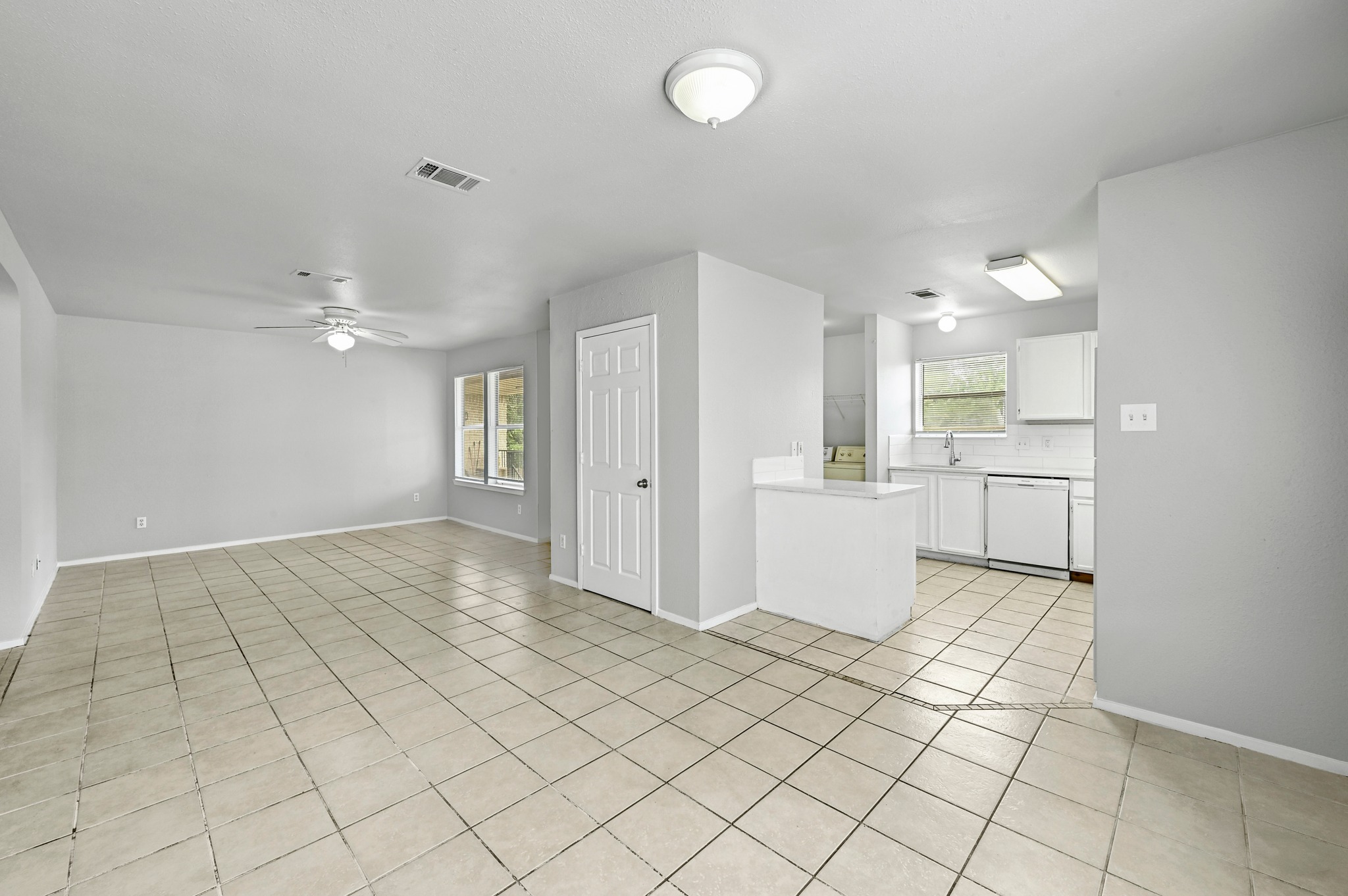 2212 Katy Lane Georgetown, TX 78626 - Photo 8 of 27