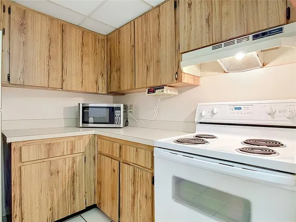 $1,350 | 110 Cypress Woods Court, Unit 7D, Deltona, FL 32725