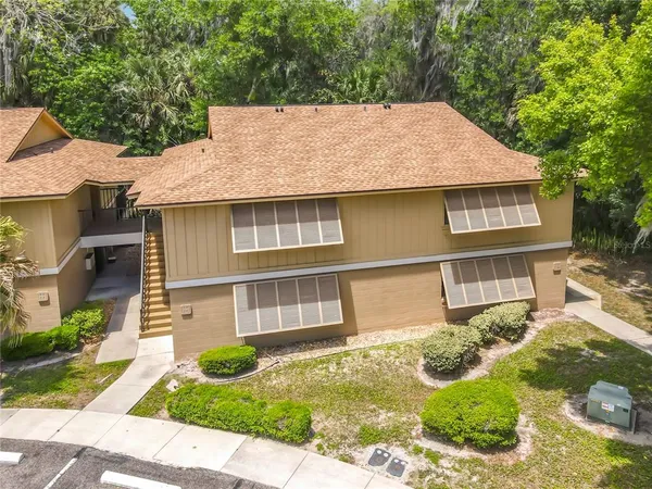 $1,350 | 110 Cypress Woods Court, Unit 7D, Deltona, FL 32725