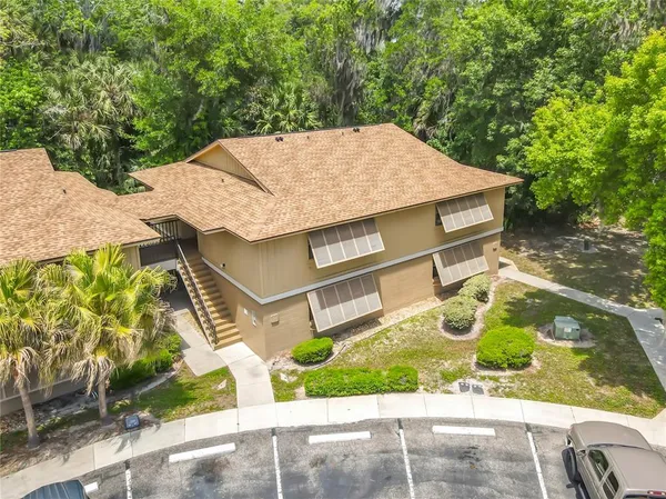$1,350 | 110 Cypress Woods Court, Unit 7D, Deltona, FL 32725