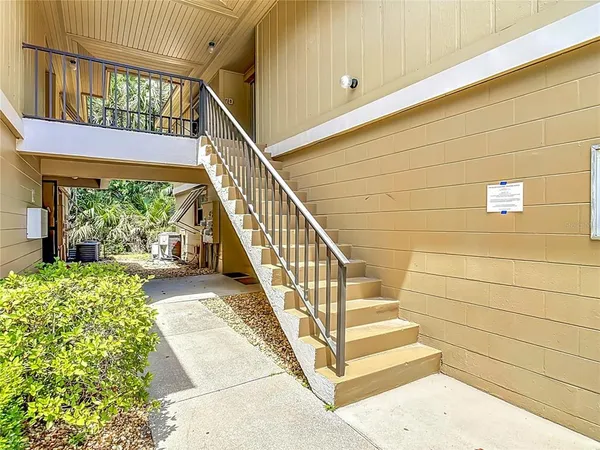 $1,350 | 110 Cypress Woods Court, Unit 7D, Deltona, FL 32725