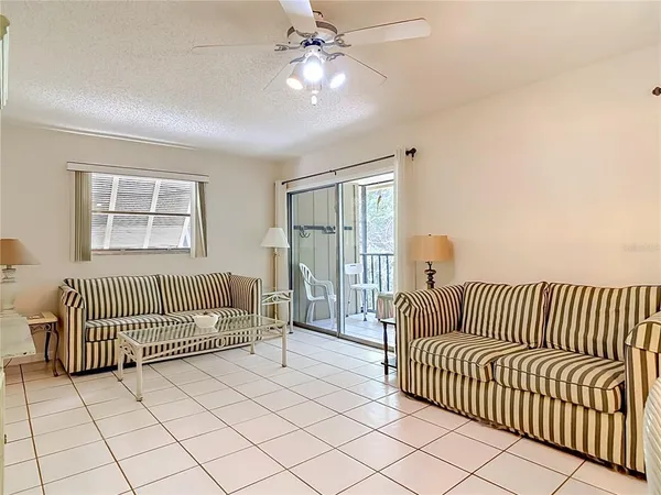 $1,350 | 110 Cypress Woods Court, Unit 7D, Deltona, FL 32725