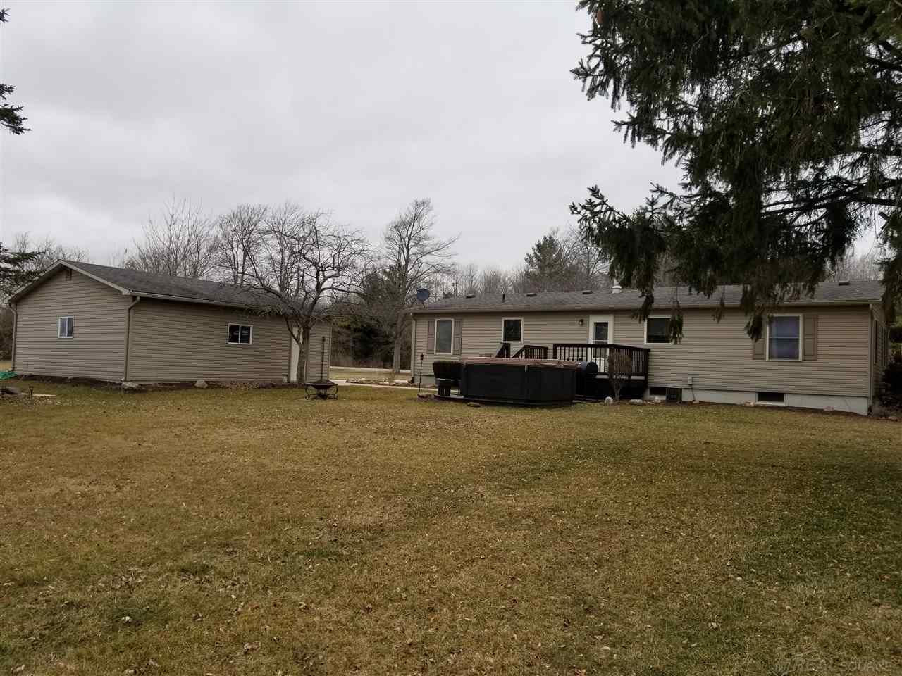 7100 Townsend Road Lexington, MI 48450 - Photo 2 of 29