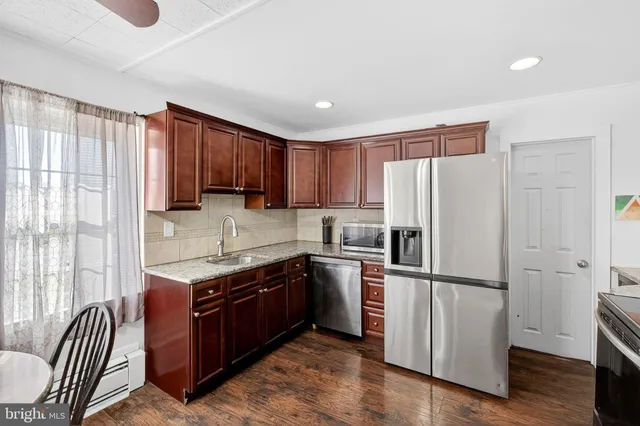 $400,000 | 111 Border Rock Road, Levittown, PA 19057