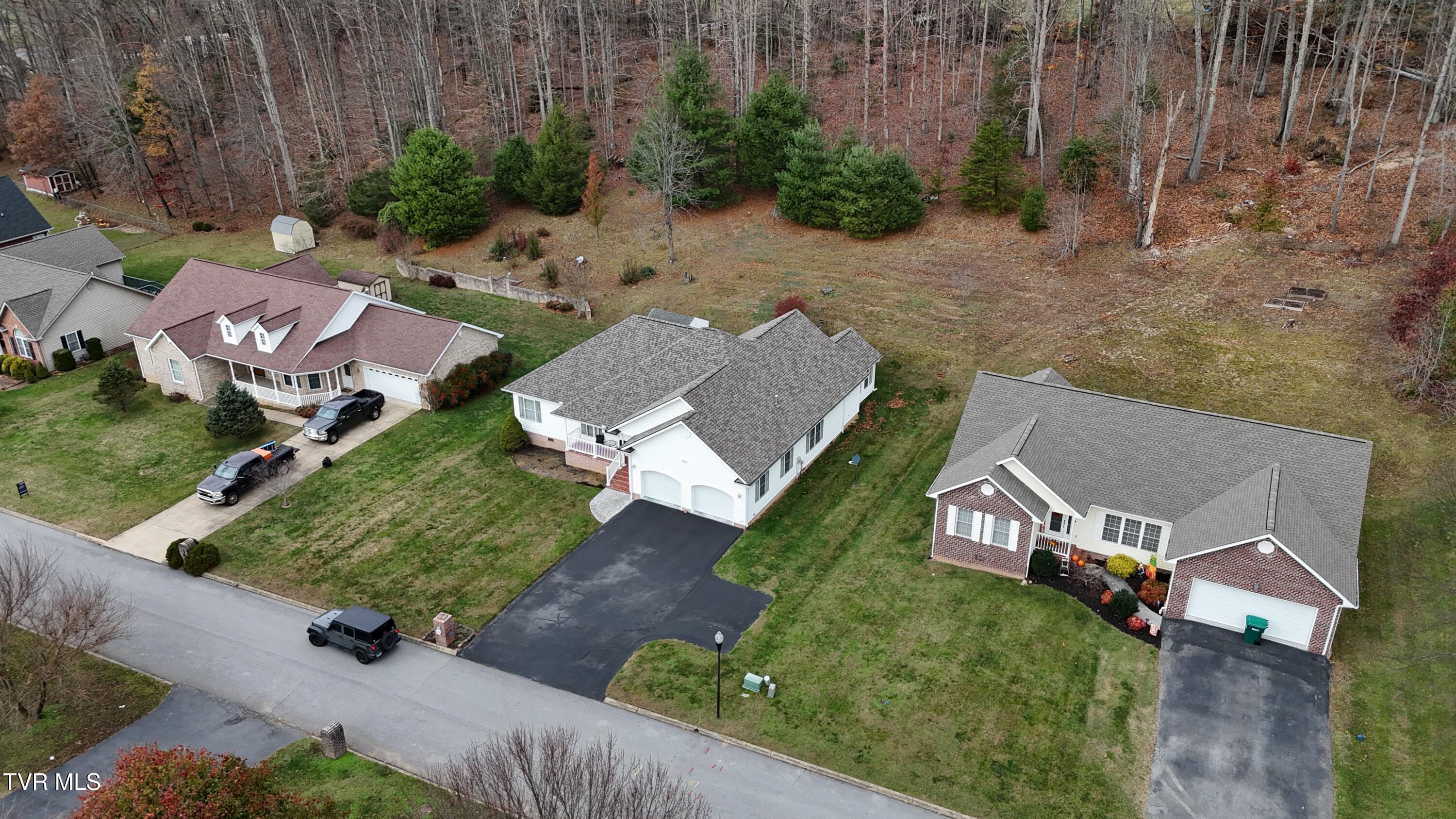 1018 Quail Run Erwin, TN 37650 - Photo 14 of 69 14
