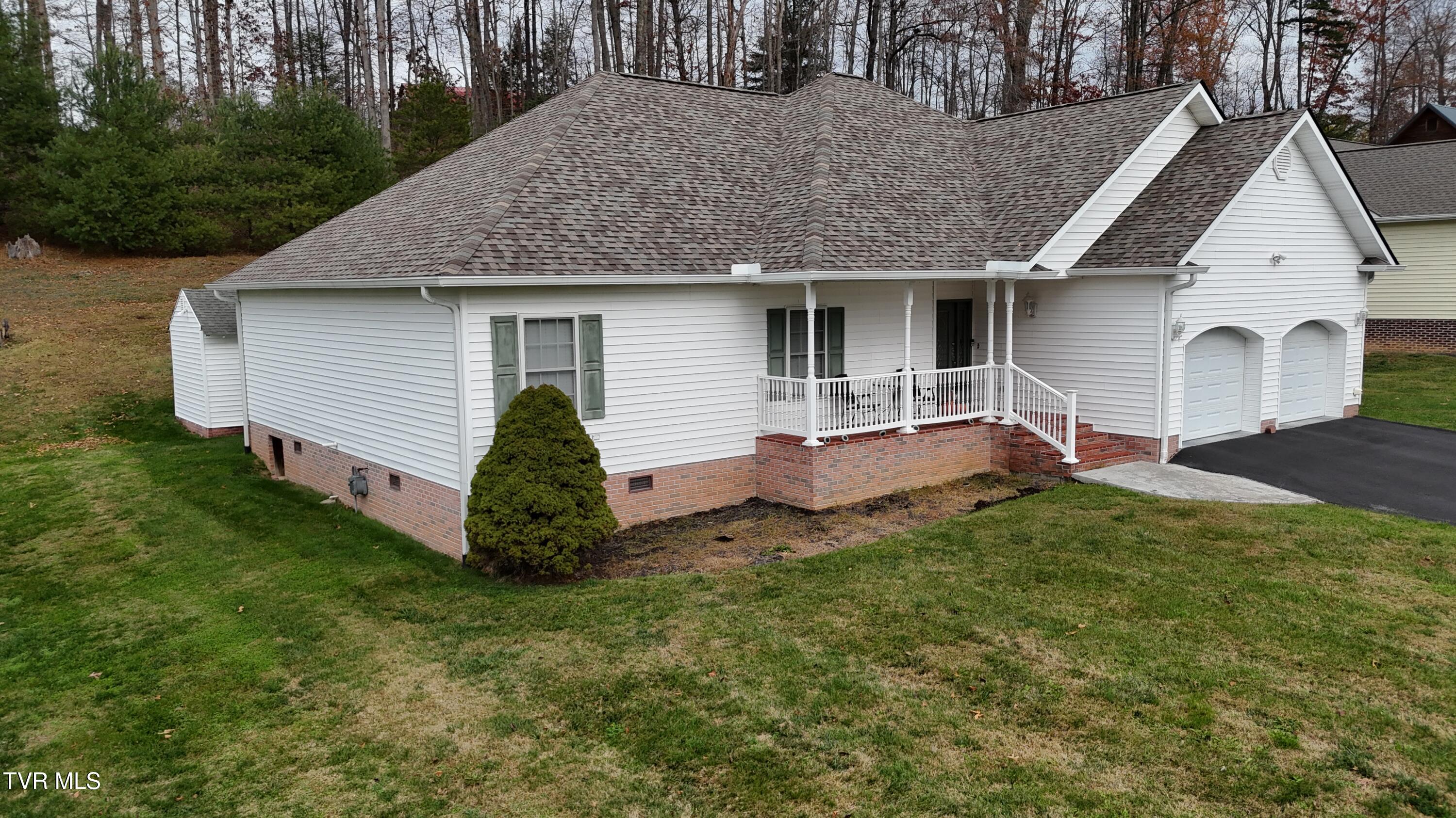1018 Quail Run Erwin, TN 37650 - Photo 26 of 69 26