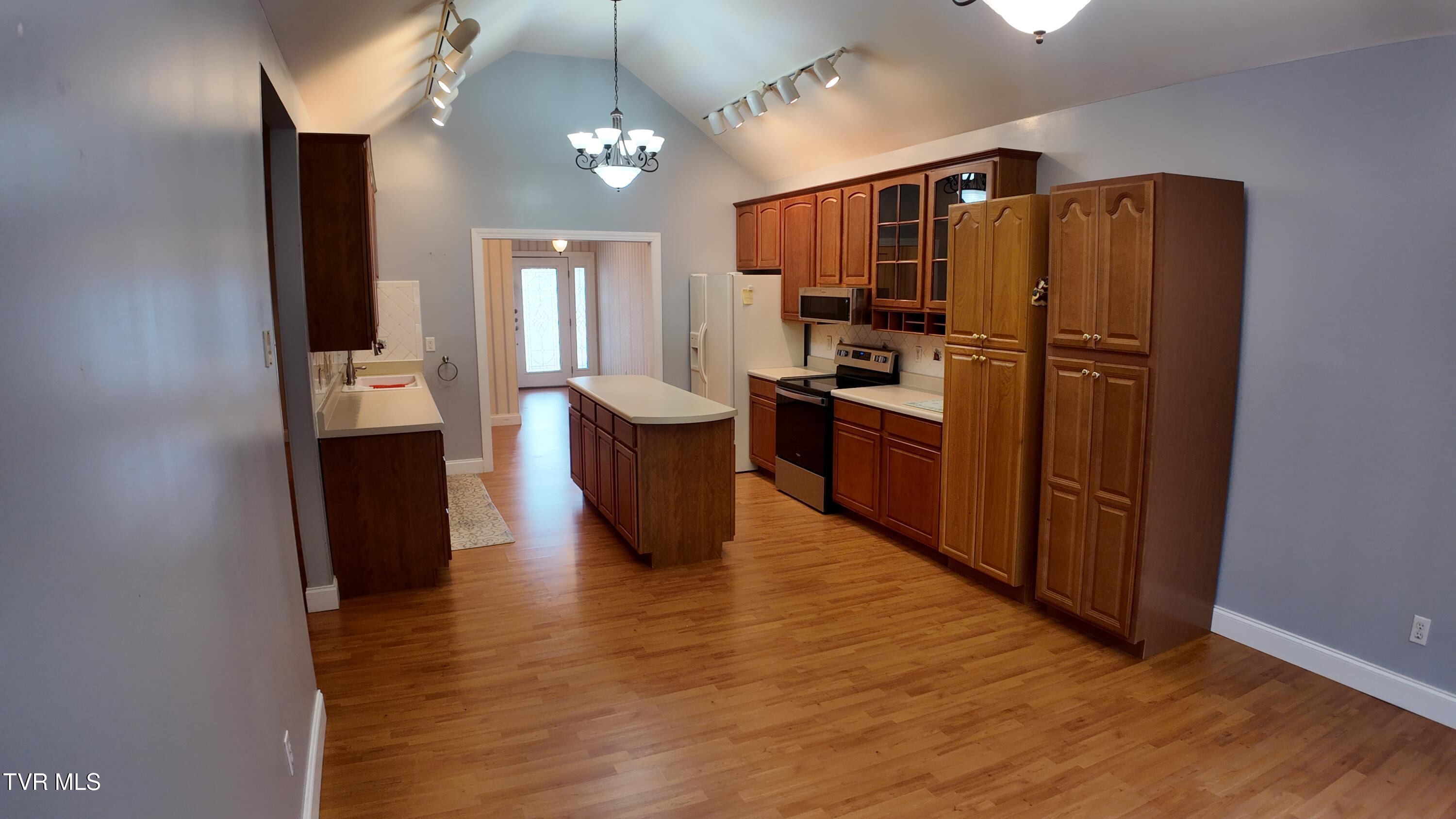 1018 Quail Run Erwin, TN 37650 - Photo 39 of 69 dji_mimo_20250218_155112_20250218155113_