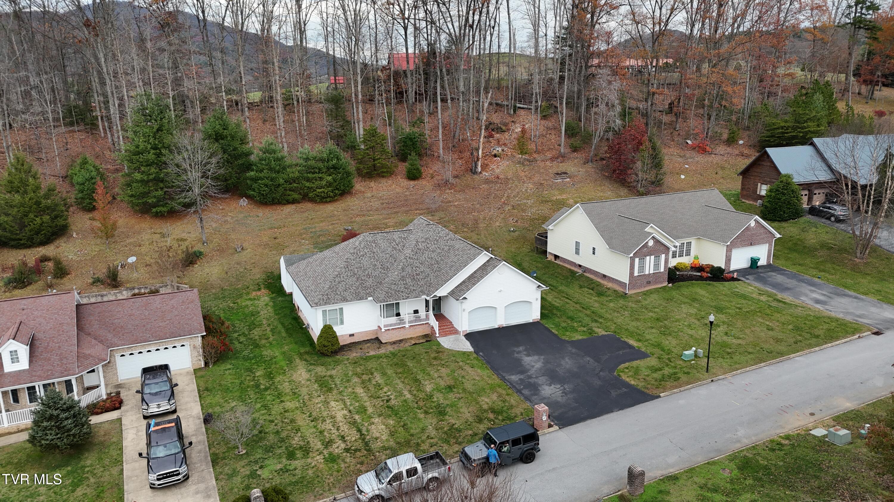 1018 Quail Run Erwin, TN 37650 - Photo 8 of 69 8